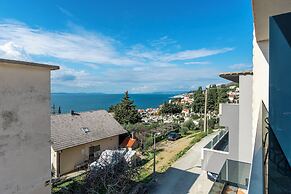 Apartments Villa Milas With Pool