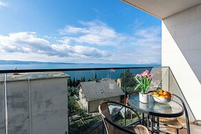 Apartments Villa Milas With Pool