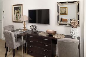 Apartments Studios 81