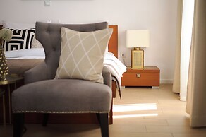 Apartments Studios 81