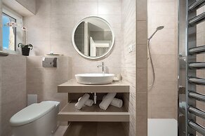 Apartments Studios 81