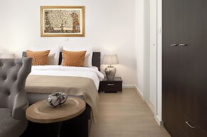 Apartments Studios 81