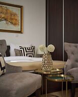 Apartments Studios 81