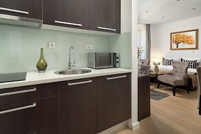 Apartments Studios 81