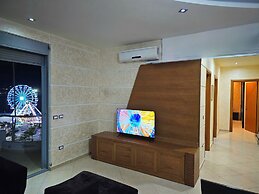 Holiday 2-bed Apartment Seaview