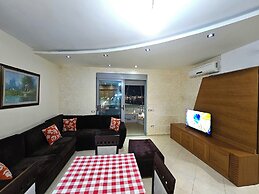 Holiday 2-bed Apartment Seaview