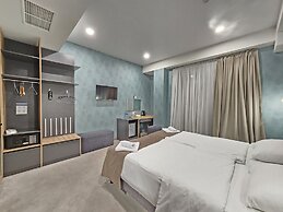 Brooch Boutique Hotel