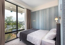 Brooch Boutique Hotel