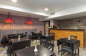 Brooch Boutique Hotel