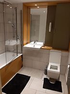 Newham - Apartment - Sleeps 2 - Great Location