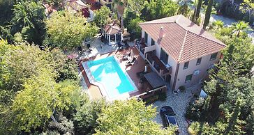 Okeanis Apartments & Suites Adults Only