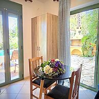 Okeanis Apartments & Suites Adults Only