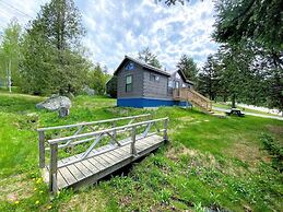 B3 NEW Awesome Tiny Home With A C Mountain Views Minutes to Skiing Hik