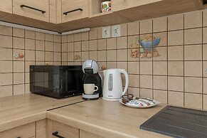 Beautiful House With Garden by Renters