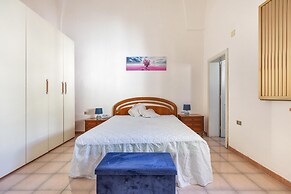 3836 Da Donatuccia by Barbarhouse