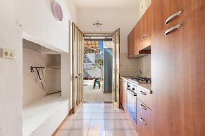 3836 Da Donatuccia by Barbarhouse