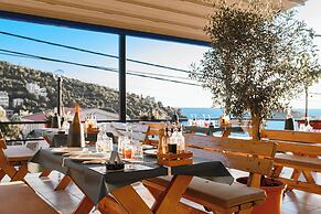 El Mar Hotel