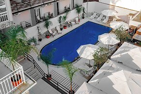 El Mar Hotel