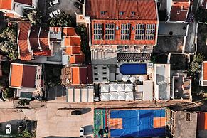 El Mar Hotel