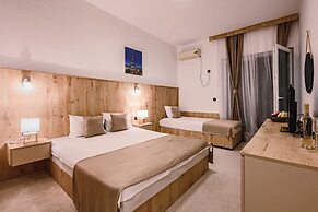 El Mar Hotel