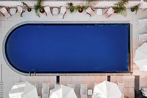 El Mar Hotel