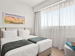 Mercure Larnaca City