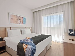 Mercure Larnaca City