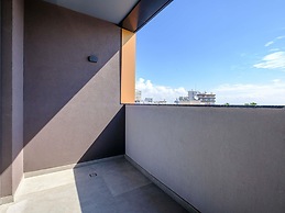 Mercure Larnaca Finikoudes Beach