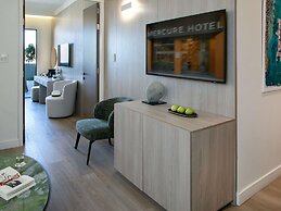 Mercure Larnaca Finikoudes Beach