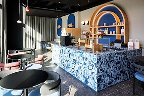 TRIBE Manchester Airport