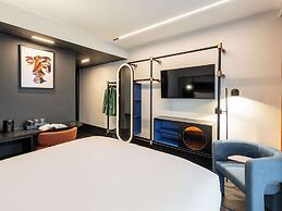 TRIBE Manchester Airport