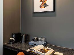 TRIBE Manchester Airport