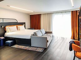 TRIBE Manchester Airport