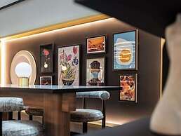 TRIBE Manchester Airport