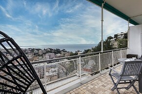 Stunning Seaview Apartment in Nervi by Wonderful Italy