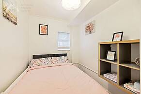 Cosy Tottenham Apartment Sleeps 4