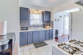 Peaceful Detroit Home w/ Yard: 10 Mi to Downtown!