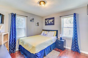 Peaceful Detroit Home w/ Yard: 10 Mi to Downtown!