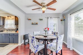Peaceful Detroit Home w/ Yard: 10 Mi to Downtown!