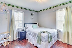 Peaceful Detroit Home w/ Yard: 10 Mi to Downtown!