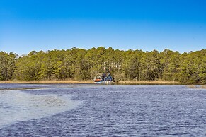 Dog-friendly Westover Cottage w/ River Access!