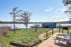 Dog-friendly Westover Cottage w/ River Access!