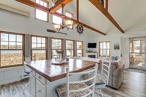 Dog-friendly Westover Cottage w/ River Access!