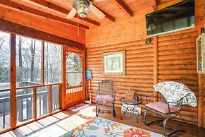 Peaceful Luray Cabin w/ Hot Tub, Deck & Fire Pit!