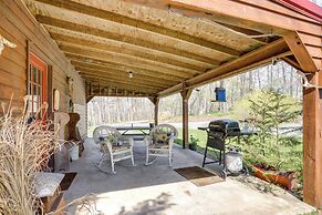 Peaceful Luray Cabin w/ Hot Tub, Deck & Fire Pit!