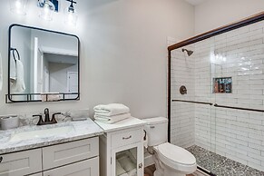 Lakefront Seneca Vacation Rental w/ Shared Dock!