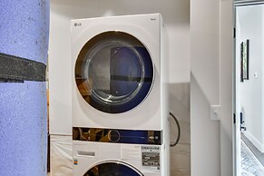 Lakefront Seneca Vacation Rental w/ Shared Dock!