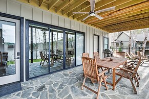 Lakefront Seneca Vacation Rental w/ Shared Dock!