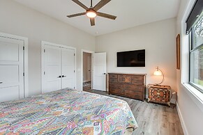 Lakefront Seneca Vacation Rental w/ Shared Dock!