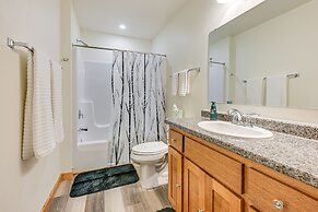 Castle Rock Lake Cabin: Water & Trail Access!